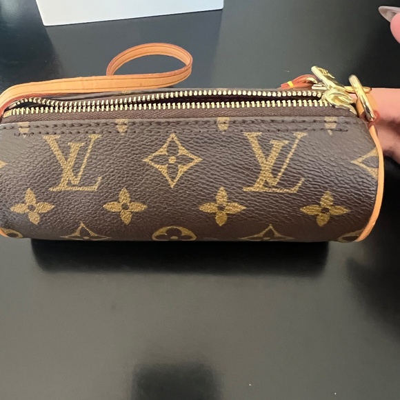 Louis Vuitton papillon pouch - Picture 1 of 9
